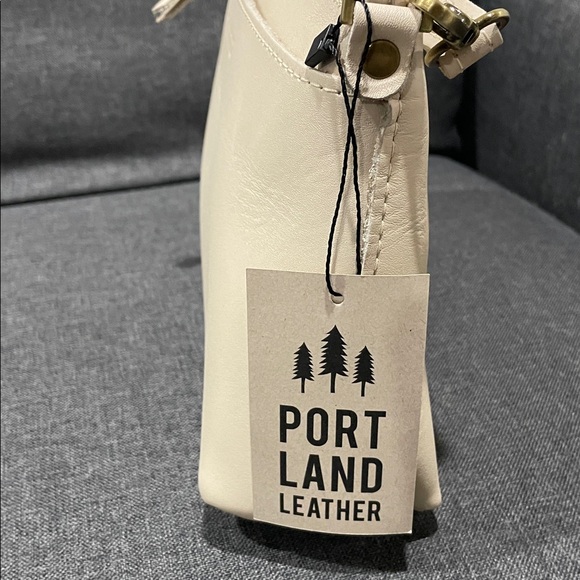 Portland Leather Bone Classic Poppy. Almost Perfect Line - Picture 11 of 16